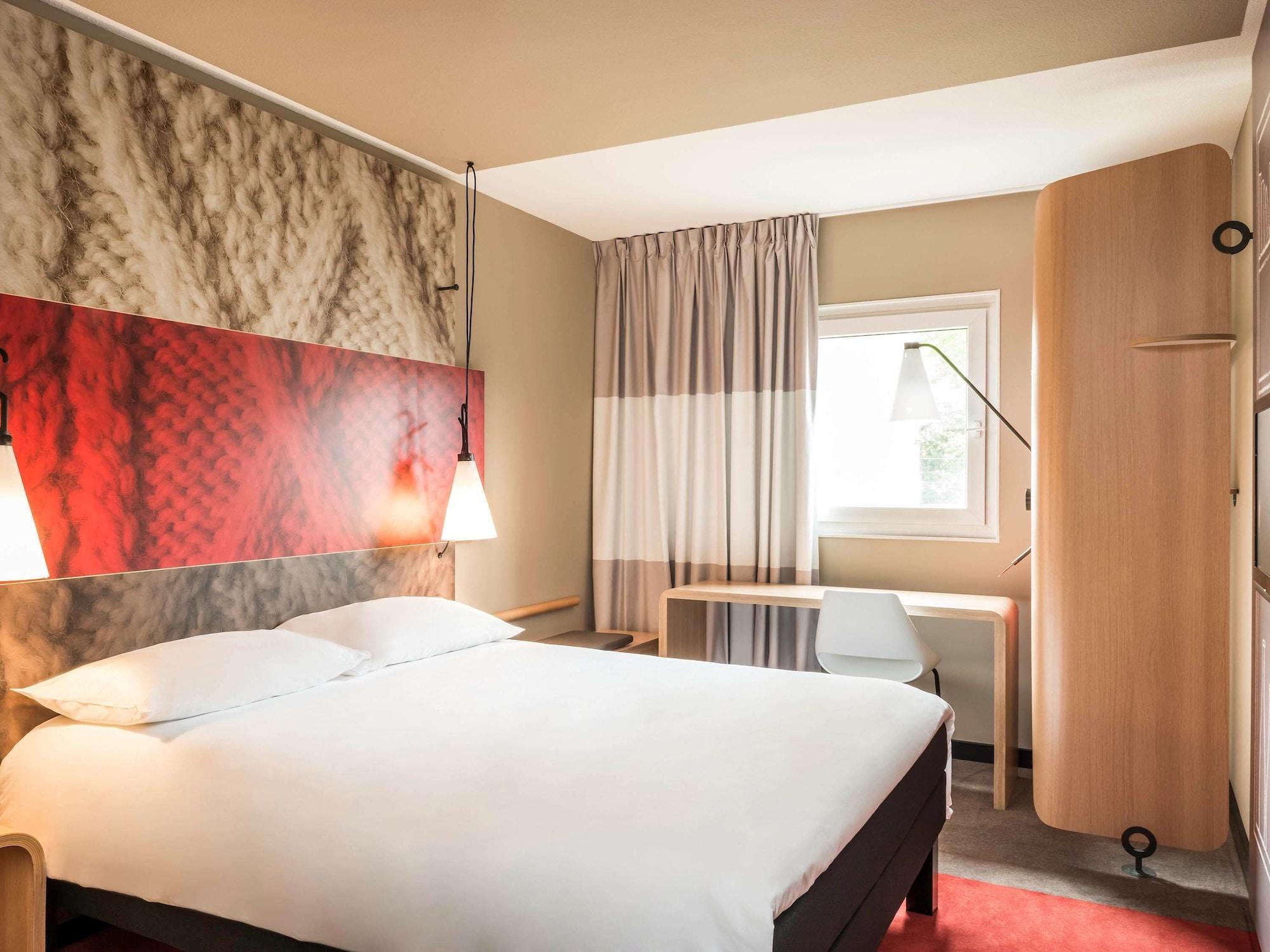 Ibis Paris Bastille Faubourg St Antoine Esterno foto