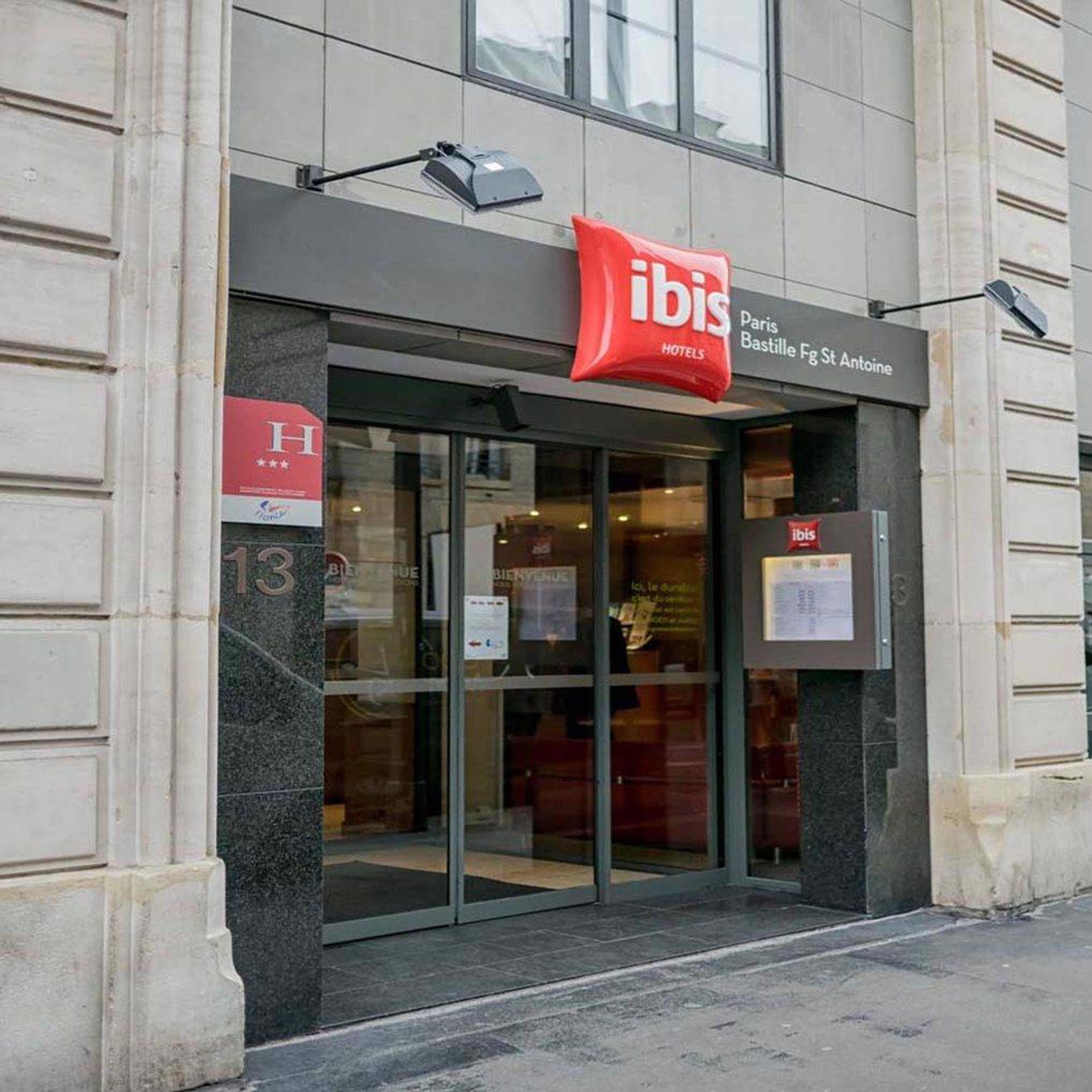 Ibis Paris Bastille Faubourg St Antoine Esterno foto
